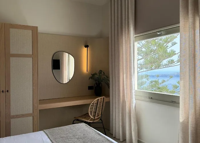 Morfes Luxury By Caldera Firosztefáni