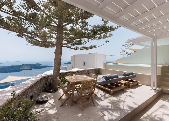 Morfes Luxury By Caldera Daire *