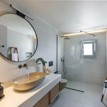 아파트 Morfes Luxury By Caldera 피로스테파니