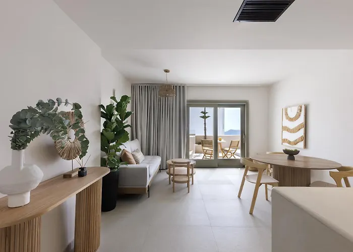 Morfes Luxury By Caldera Апартаменты Фиростефани