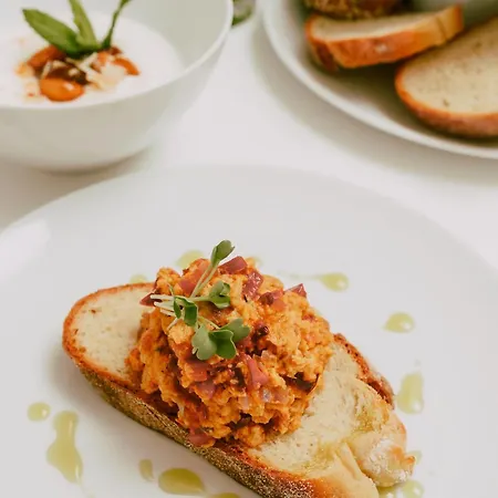 Morfes Luxury By Caldera *