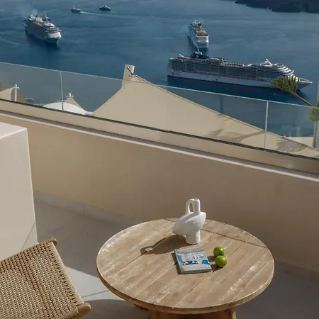 Morfes Luxury By Caldera Firosztefáni